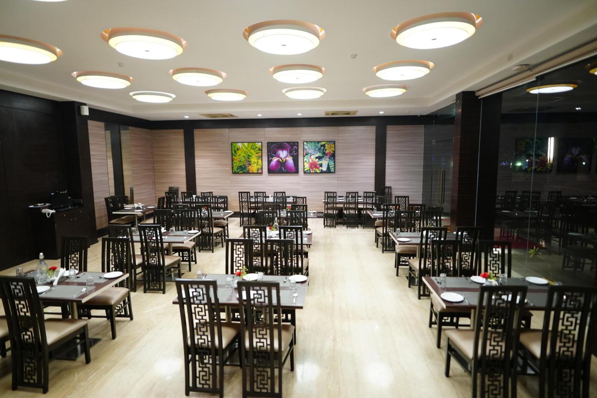 Hotel Grand Visava Lonavala Exterior photo